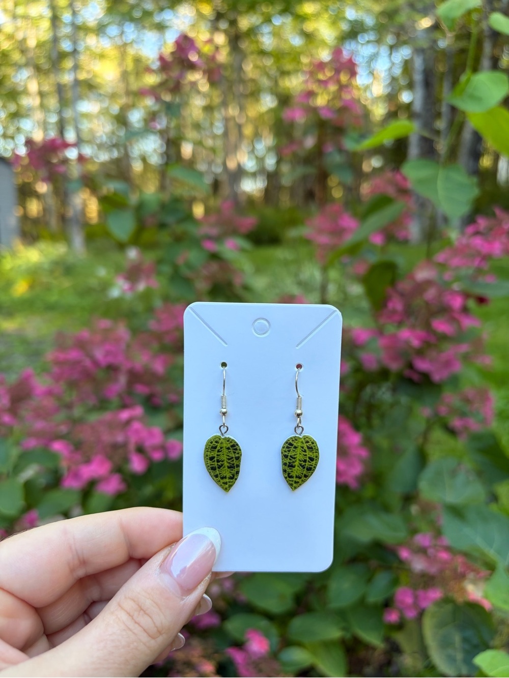 Green Leaf Dangle Earrings - Women's Jewelry
